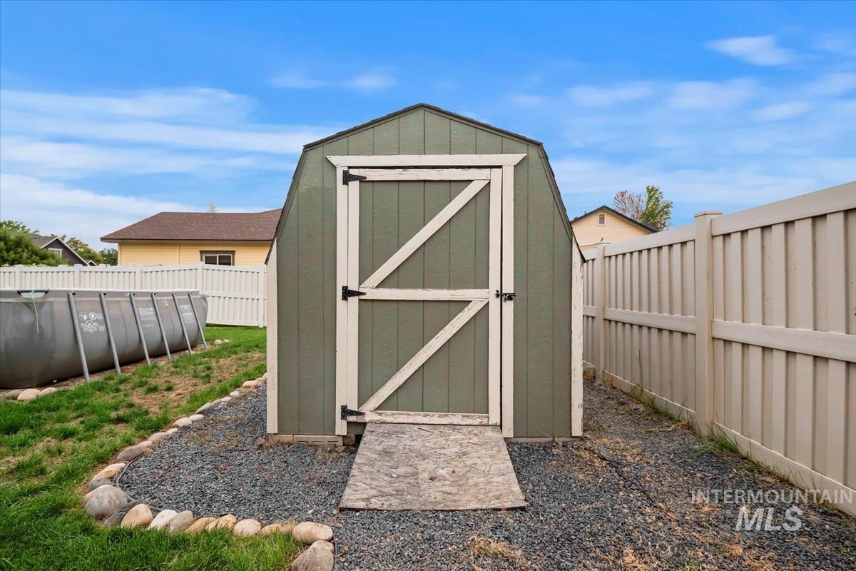 2138 Bishop Ave, Fruitland, Idaho 83619, 3 Bedrooms, 2 Bathrooms, Residential For Sale, Price $375,000,MLS 98975129