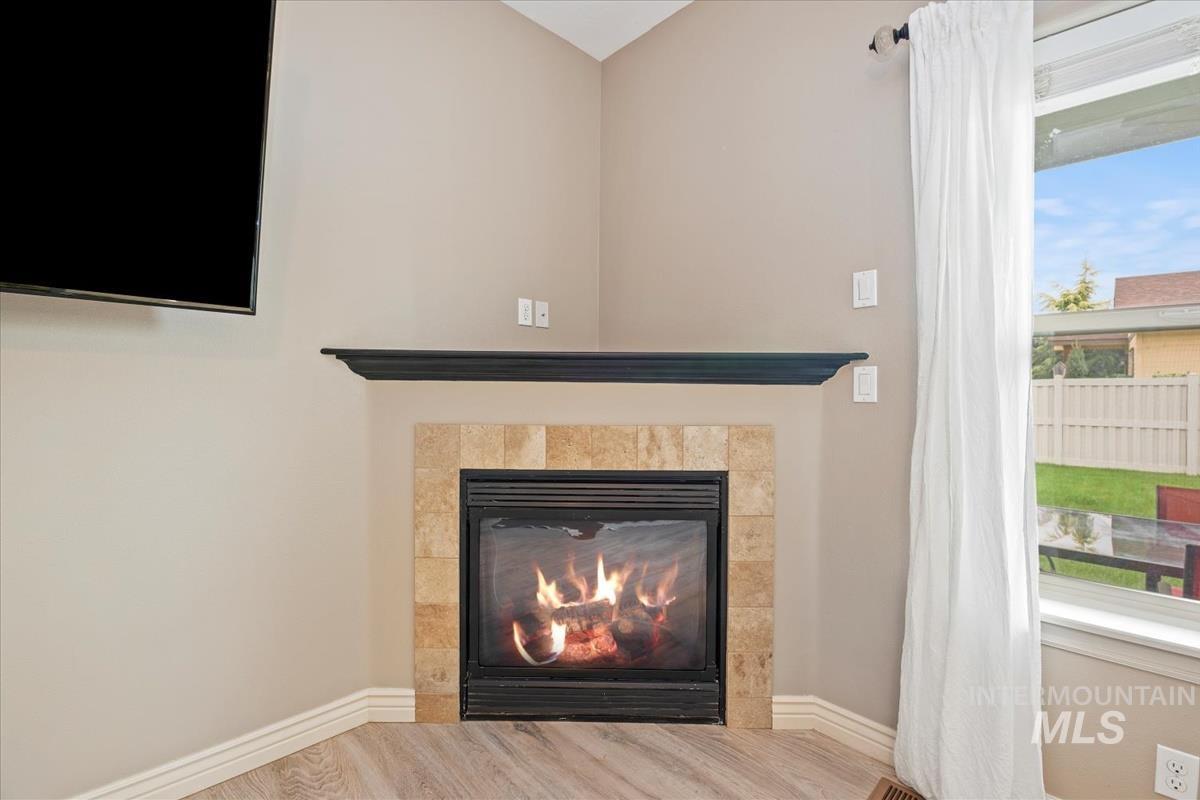 2138 Bishop Ave, Fruitland, Idaho 83619, 3 Bedrooms, 2 Bathrooms, Residential For Sale, Price $375,000,MLS 98975129