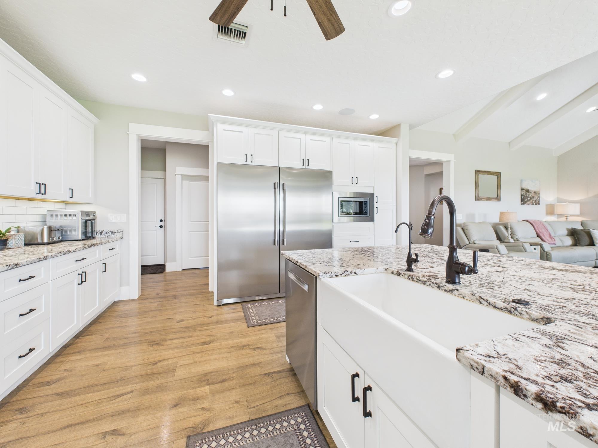 11621 Bullock Road, Middleton, Idaho 83644, 5 Bedrooms, 4 Bathrooms, Residential For Sale, Price $1,520,000,MLS 98975130