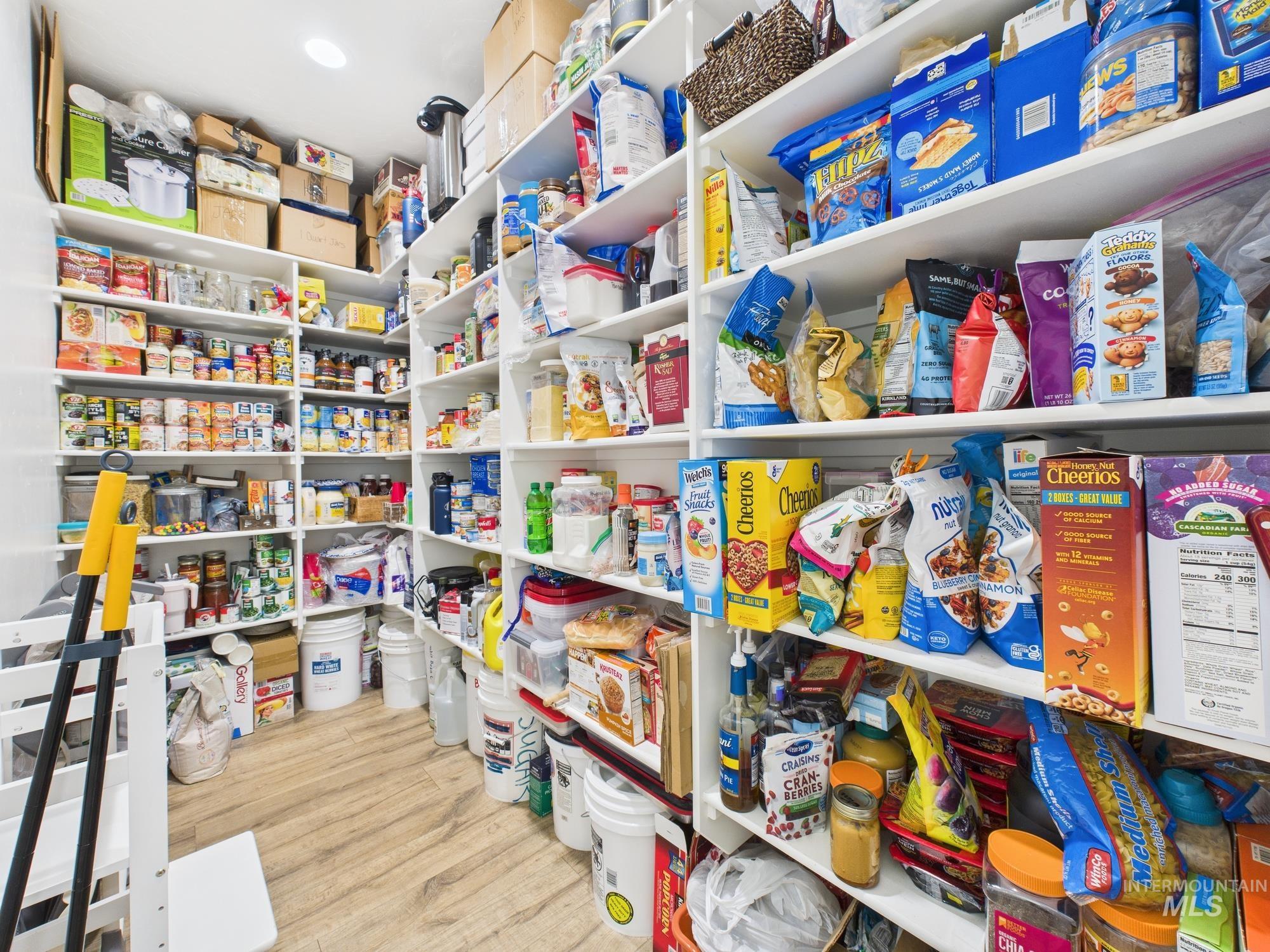 11621 Bullock Road, Middleton, Idaho 83644, 5 Bedrooms, 4 Bathrooms, Residential For Sale, Price $1,520,000,MLS 98975130