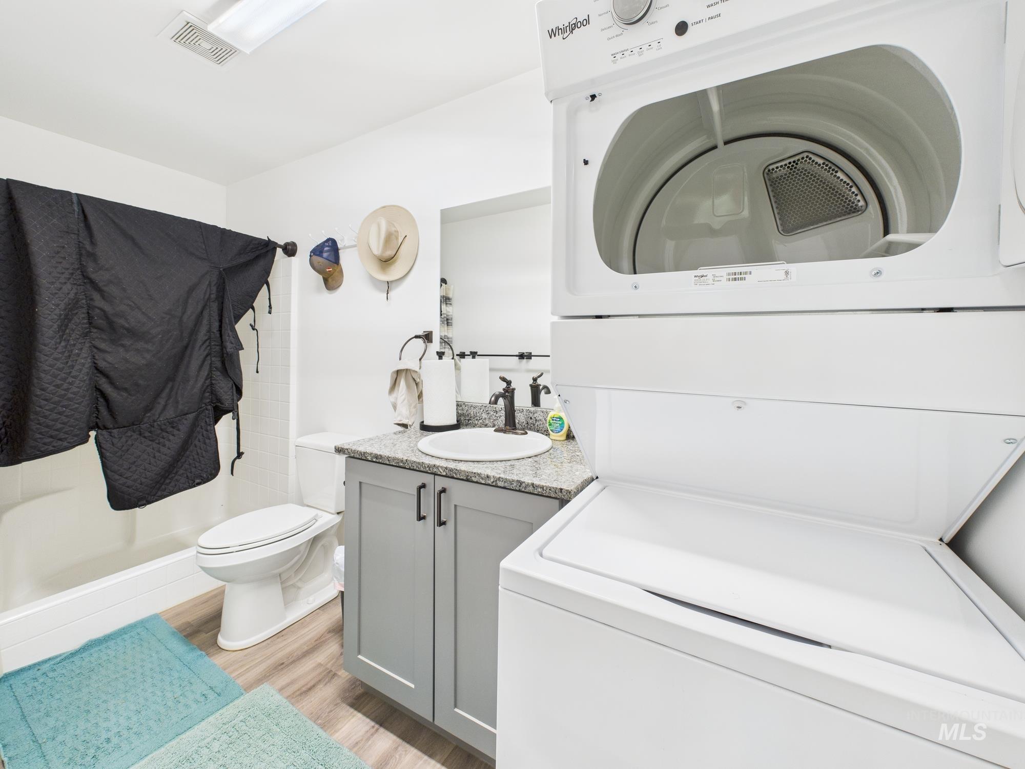 11621 Bullock Road, Middleton, Idaho 83644, 5 Bedrooms, 4 Bathrooms, Residential For Sale, Price $1,520,000,MLS 98975130