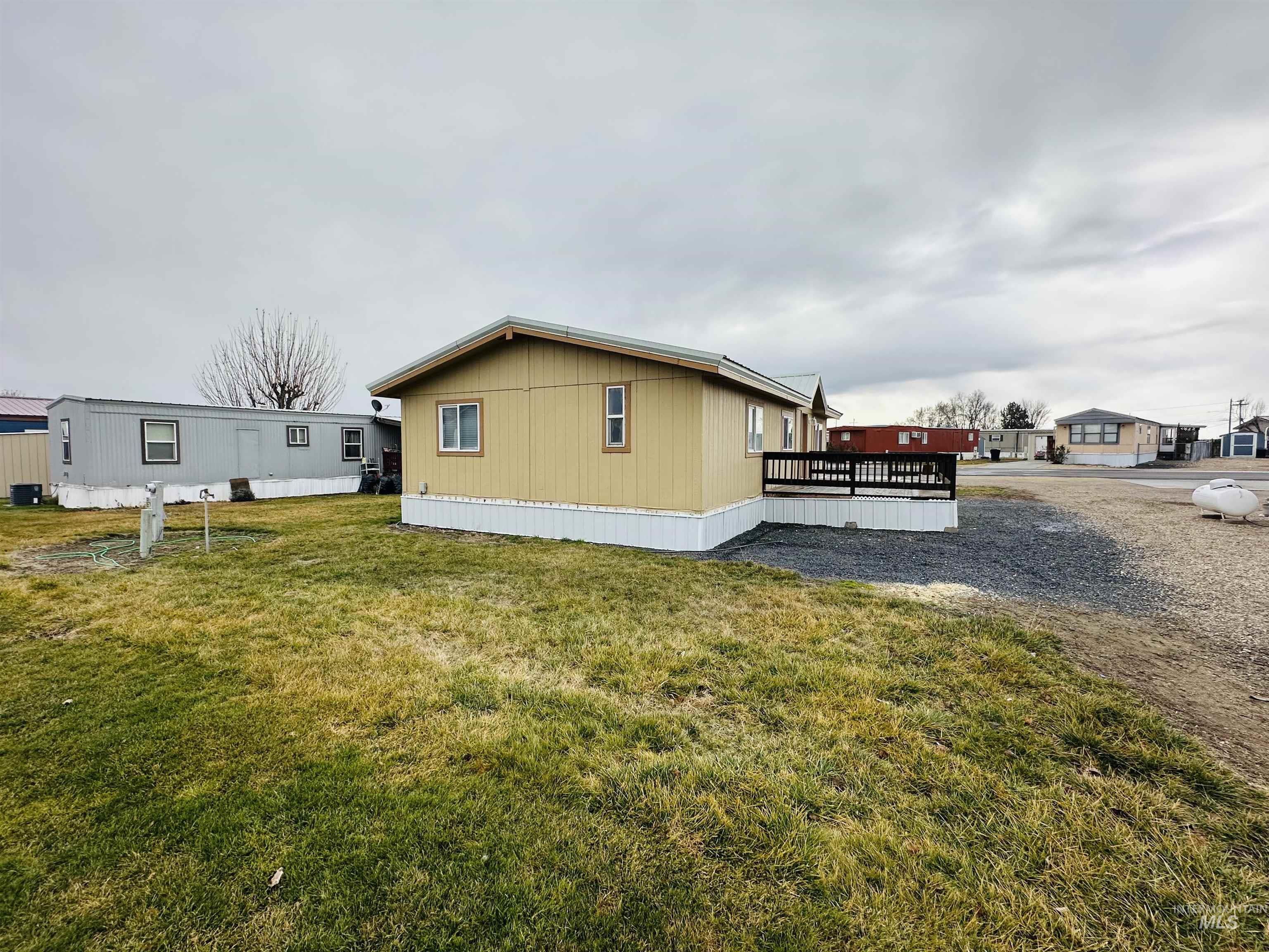 #44 904 OAK Ave, Nyssa, Oregon 97913, 3 Bedrooms, 2 Bathrooms, Residential For Sale, Price $79,900,MLS 98975132