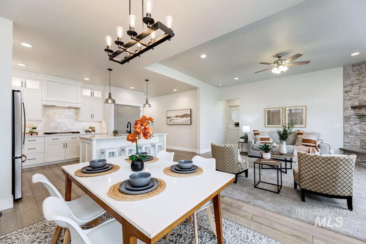 12450 W Brentor St, Boise, Idaho 83709, 3 Bedrooms, 2 Bathrooms, Residential For Sale, Price $600,000,MLS 98975133