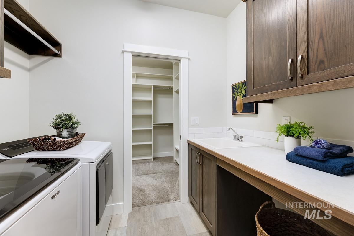 12450 W Brentor St, Boise, Idaho 83709, 3 Bedrooms, 2 Bathrooms, Residential For Sale, Price $600,000,MLS 98975133