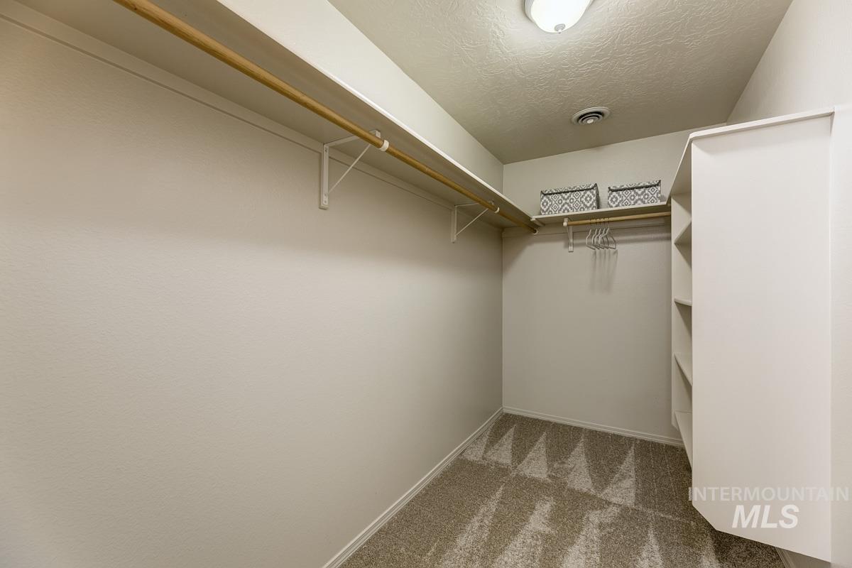 3558 N Bryce Canyon Ave, Meridian, Idaho 83646, 4 Bedrooms, 4.5 Bathrooms, Residential For Sale, Price $499,995,MLS 98975138