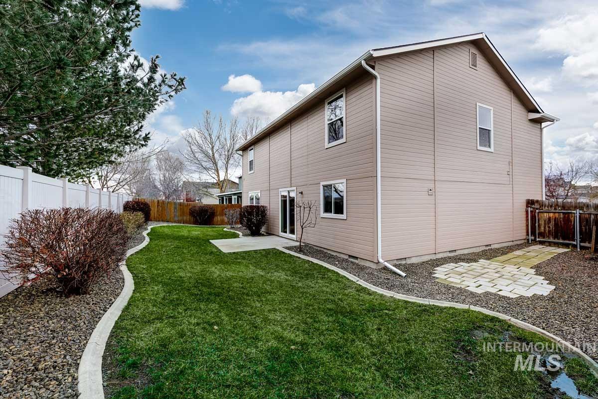 3558 N Bryce Canyon Ave, Meridian, Idaho 83646, 4 Bedrooms, 4.5 Bathrooms, Residential For Sale, Price $499,995,MLS 98975138