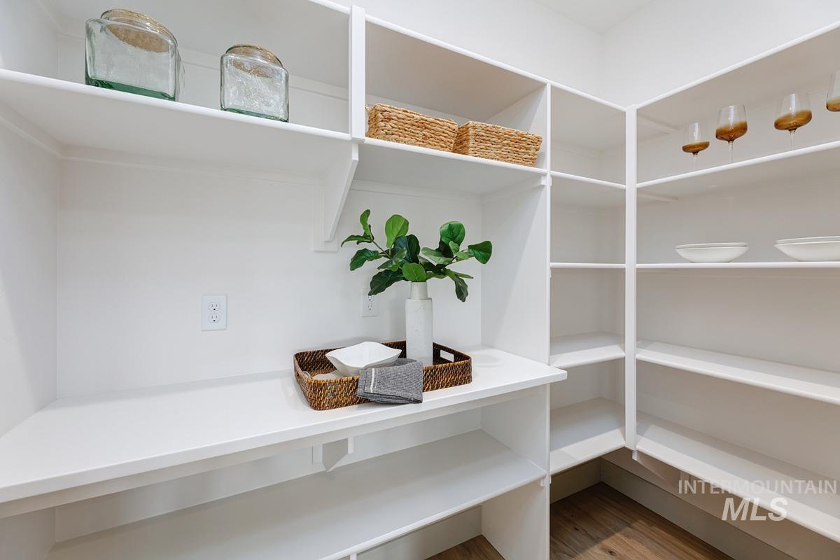 6837 Campolina Way, Star, Idaho 83669, 5 Bedrooms, 4 Bathrooms, Residential For Sale, Price $1,053,077,MLS 98975139