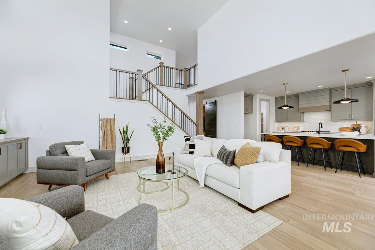 6837 Campolina Way, Star, Idaho 83669, 5 Bedrooms, 4 Bathrooms, Residential For Sale, Price $1,053,077,MLS 98975139