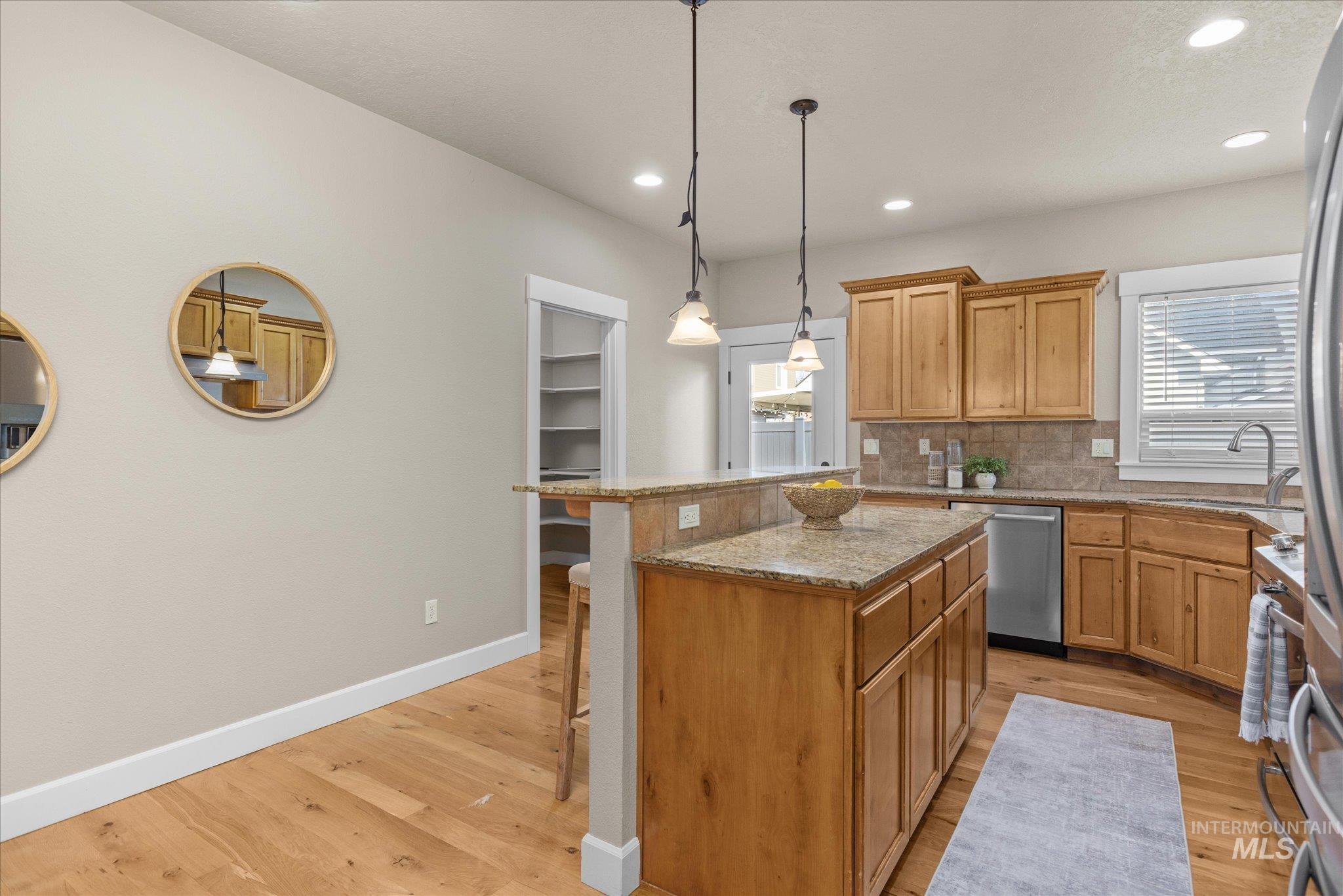 1268 W Cobblefield Ct, Meridian, Idaho 83646-6380, 3 Bedrooms, 2.5 Bathrooms, Residential For Sale, Price $499,900,MLS 98975140