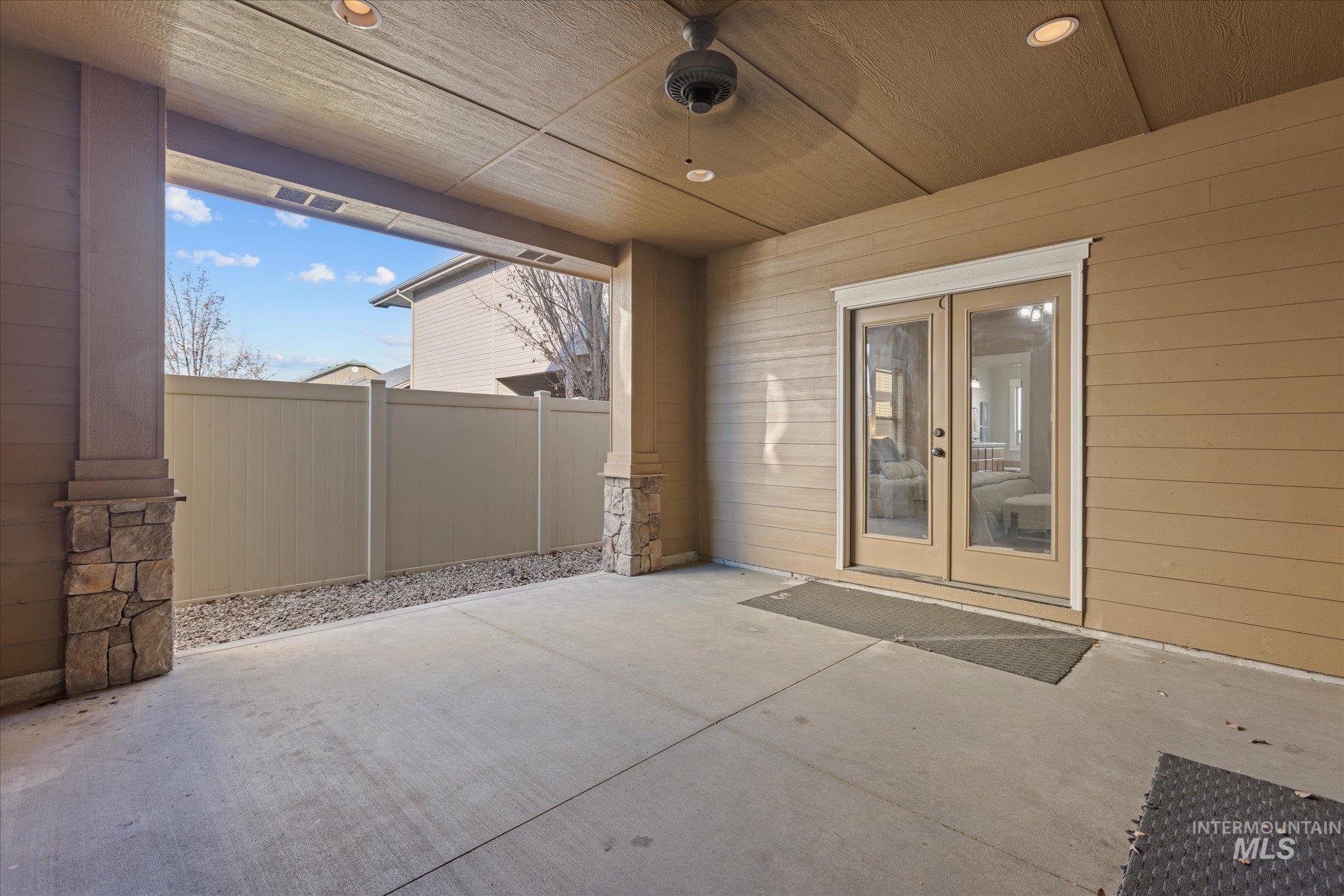 1268 W Cobblefield Ct, Meridian, Idaho 83646-6380, 3 Bedrooms, 2.5 Bathrooms, Residential For Sale, Price $499,900,MLS 98975140