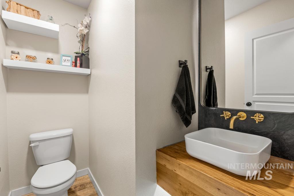 8433 E Rathdrum Dr, Nampa, Idaho 83687, 4 Bedrooms, 2.5 Bathrooms, Residential For Sale, Price $569,900,MLS 98975141