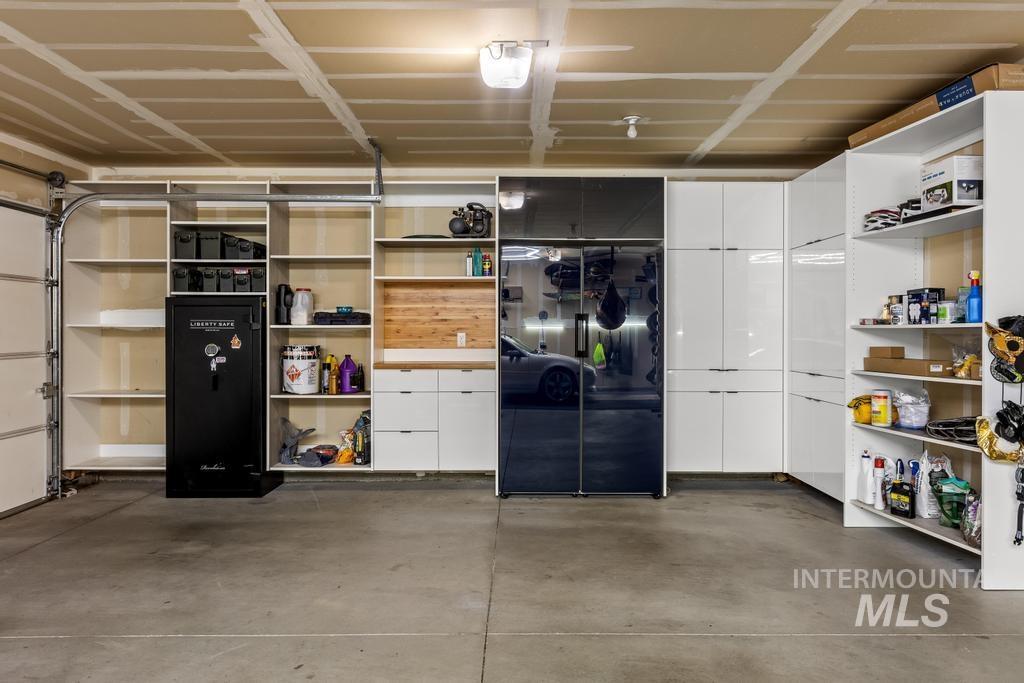 8433 E Rathdrum Dr, Nampa, Idaho 83687, 4 Bedrooms, 2.5 Bathrooms, Residential For Sale, Price $569,900, 98975141