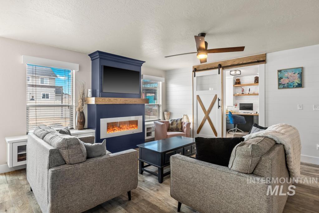 8433 E Rathdrum Dr, Nampa, Idaho 83687, 4 Bedrooms, 2.5 Bathrooms, Residential For Sale, Price $569,900,MLS 98975141