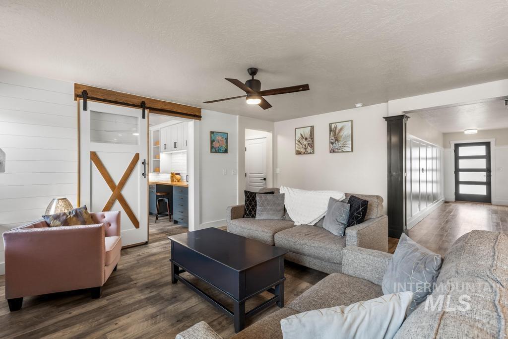 8433 E Rathdrum Dr, Nampa, Idaho 83687, 4 Bedrooms, 2.5 Bathrooms, Residential For Sale, Price $569,900,MLS 98975141