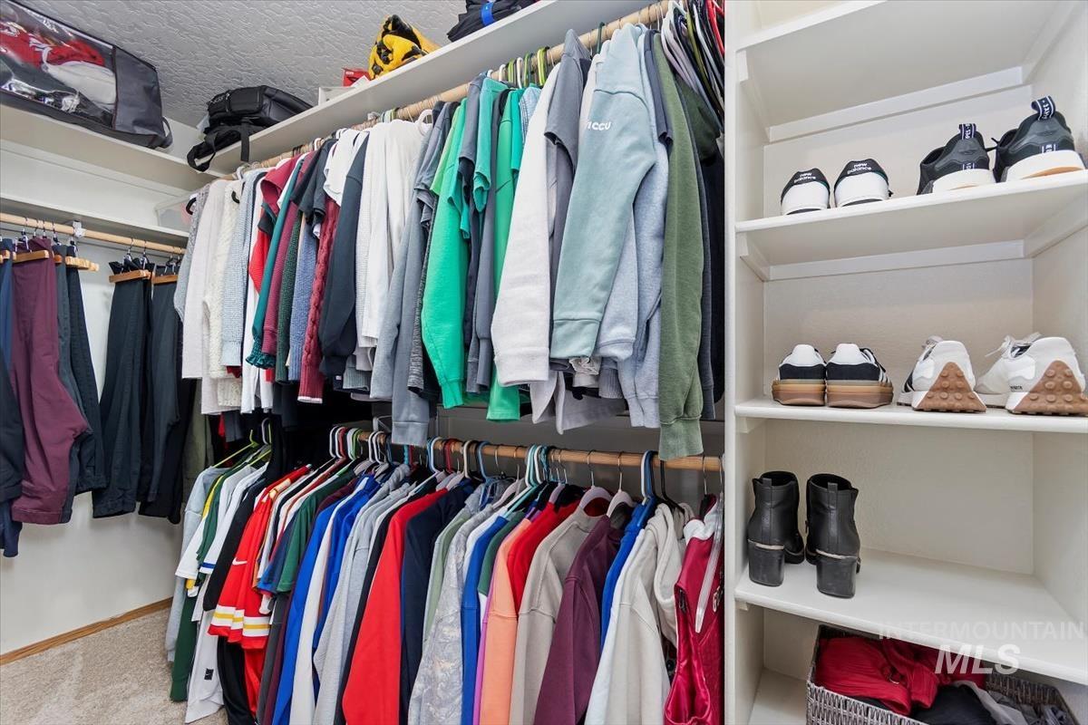 3734 S Peoria, Meridian, Idaho 83642, 3 Bedrooms, 2 Bathrooms, Residential For Sale, Price $394,900,MLS 98975146