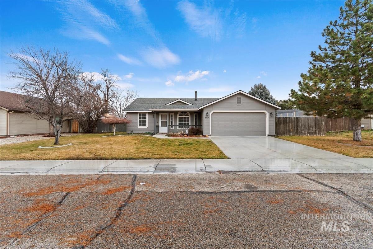 3734 S Peoria, Meridian, Idaho 83642, 3 Bedrooms, 2 Bathrooms, Residential For Sale, Price $394,900,MLS 98975146