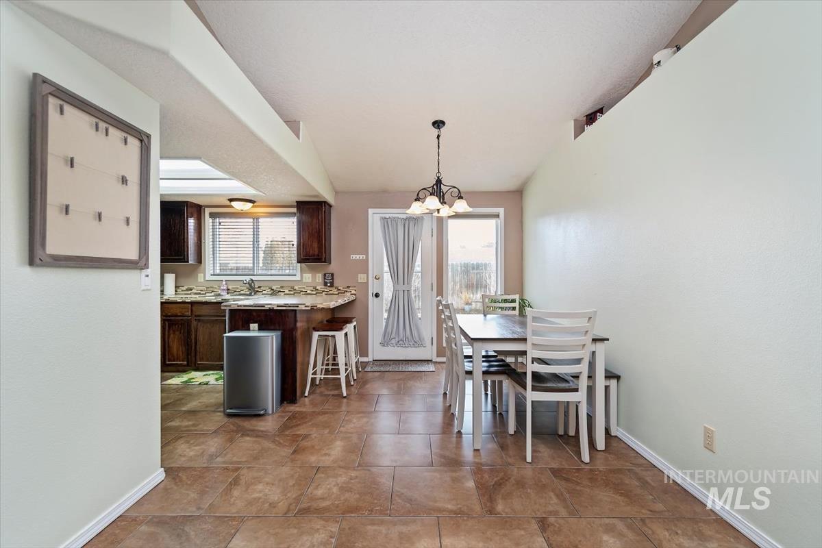 3734 S Peoria, Meridian, Idaho 83642, 3 Bedrooms, 2 Bathrooms, Residential For Sale, Price $394,900,MLS 98975146