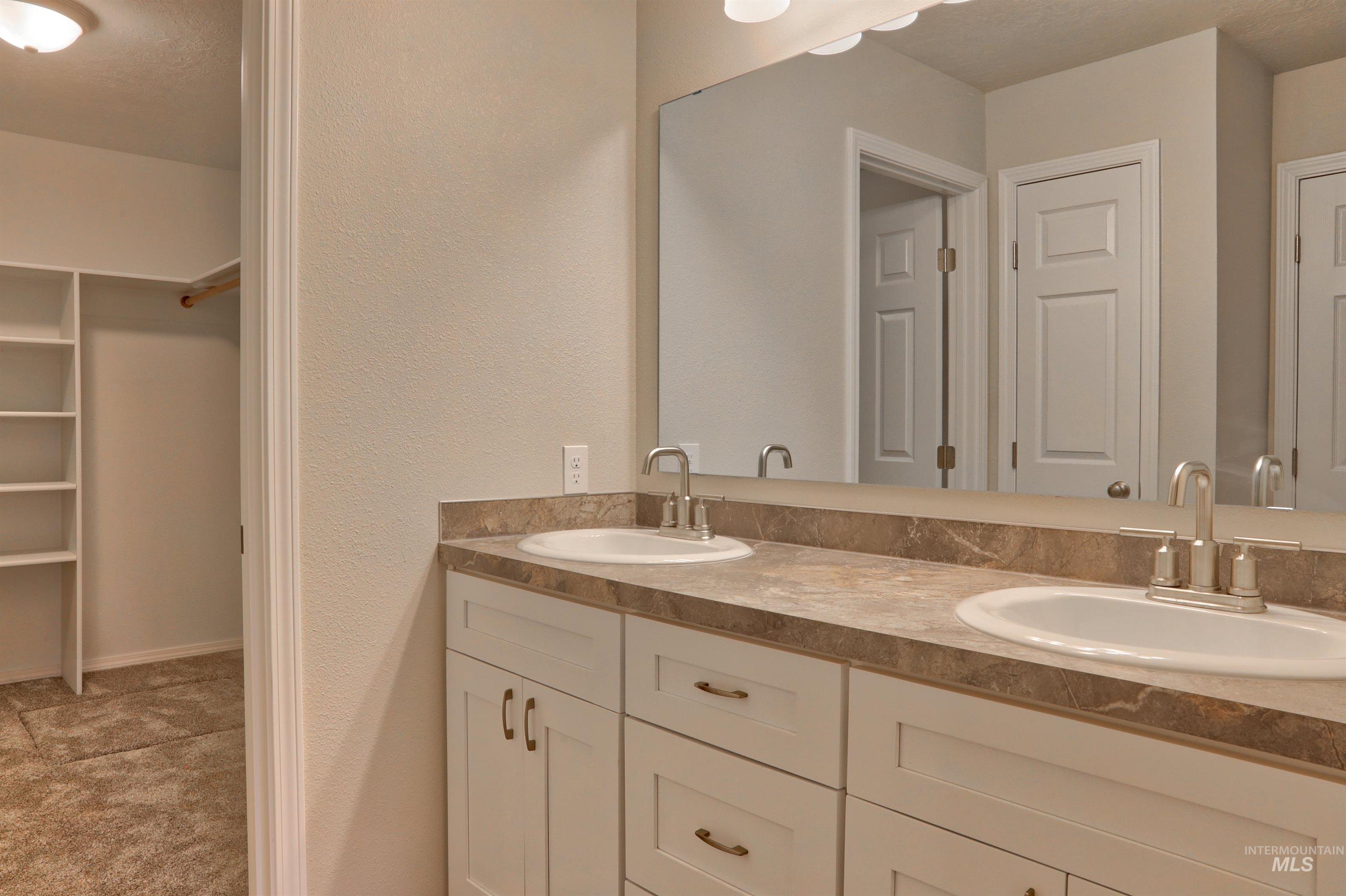 719 Benton Avenue, Nampa, Idaho 83651, 2 Bedrooms, 2 Bathrooms, Residential For Sale, Price $380,000,MLS 98975147