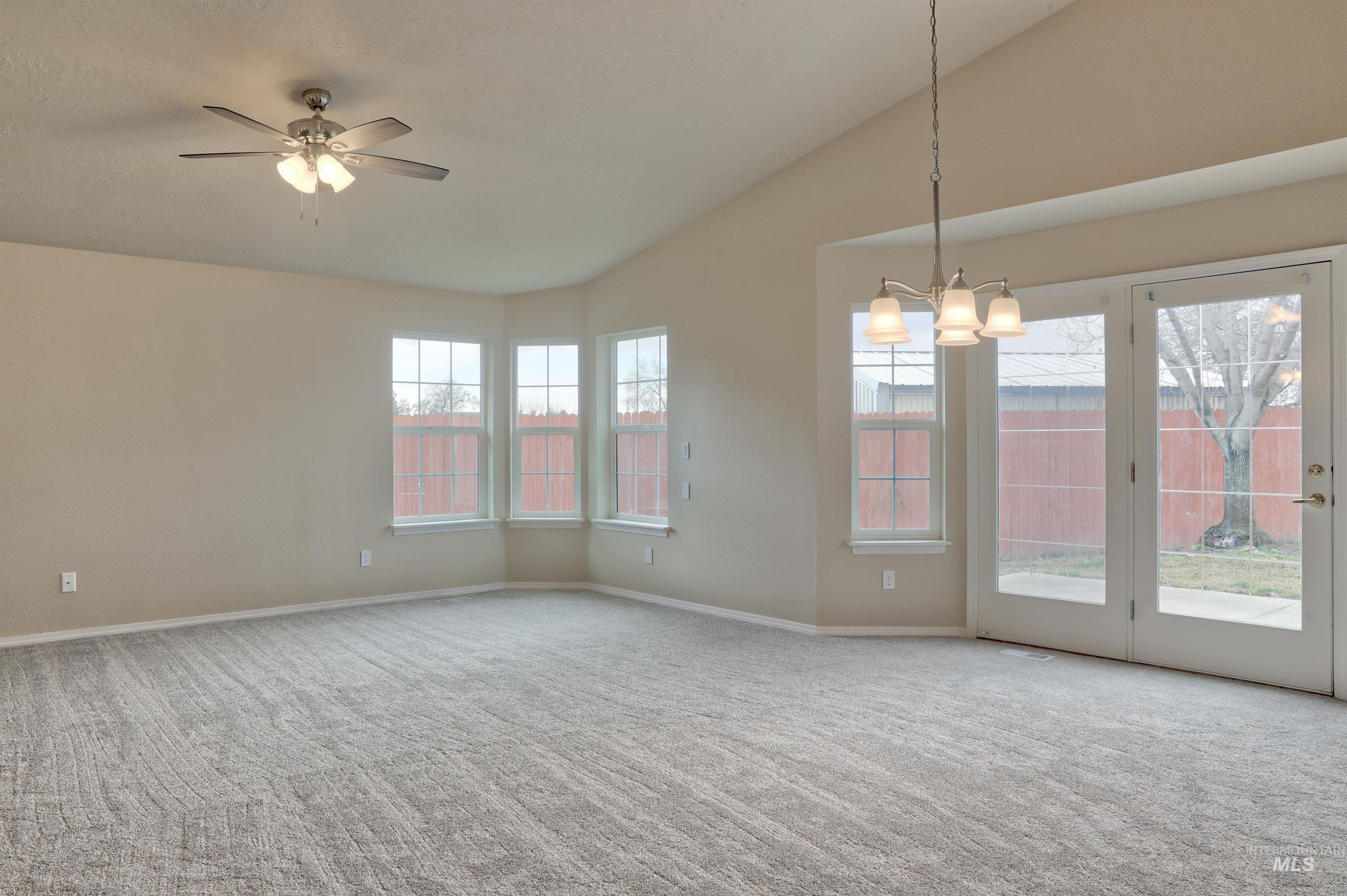 719 Benton Avenue, Nampa, Idaho 83651, 2 Bedrooms, 2 Bathrooms, Residential For Sale, Price $380,000,MLS 98975147