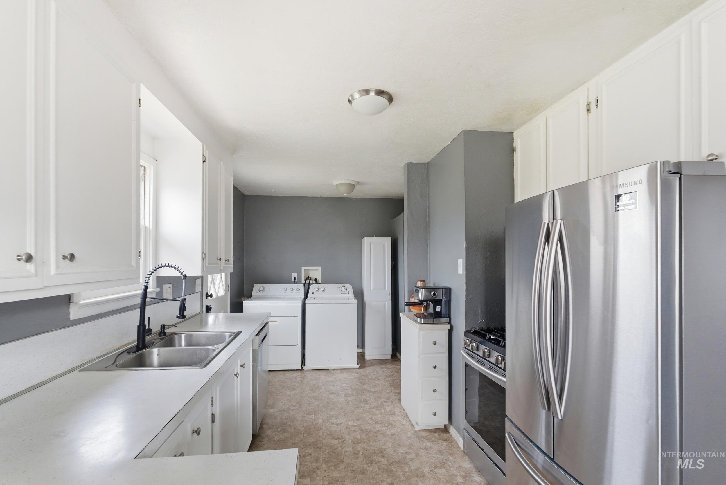 1815 S Ash Park Ln, Boise, Idaho 83709, 3 Bedrooms, 1 Bathroom, Residential For Sale, Price $420,000,MLS 98975150