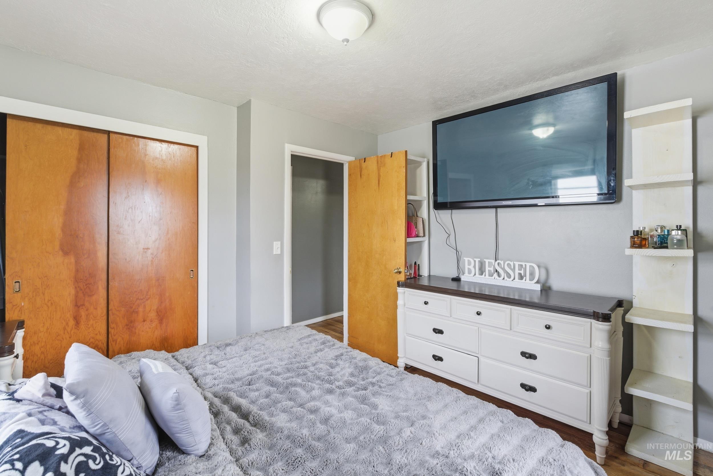 1815 S Ash Park Ln, Boise, Idaho 83709, 3 Bedrooms, 1 Bathroom, Residential For Sale, Price $420,000,MLS 98975150