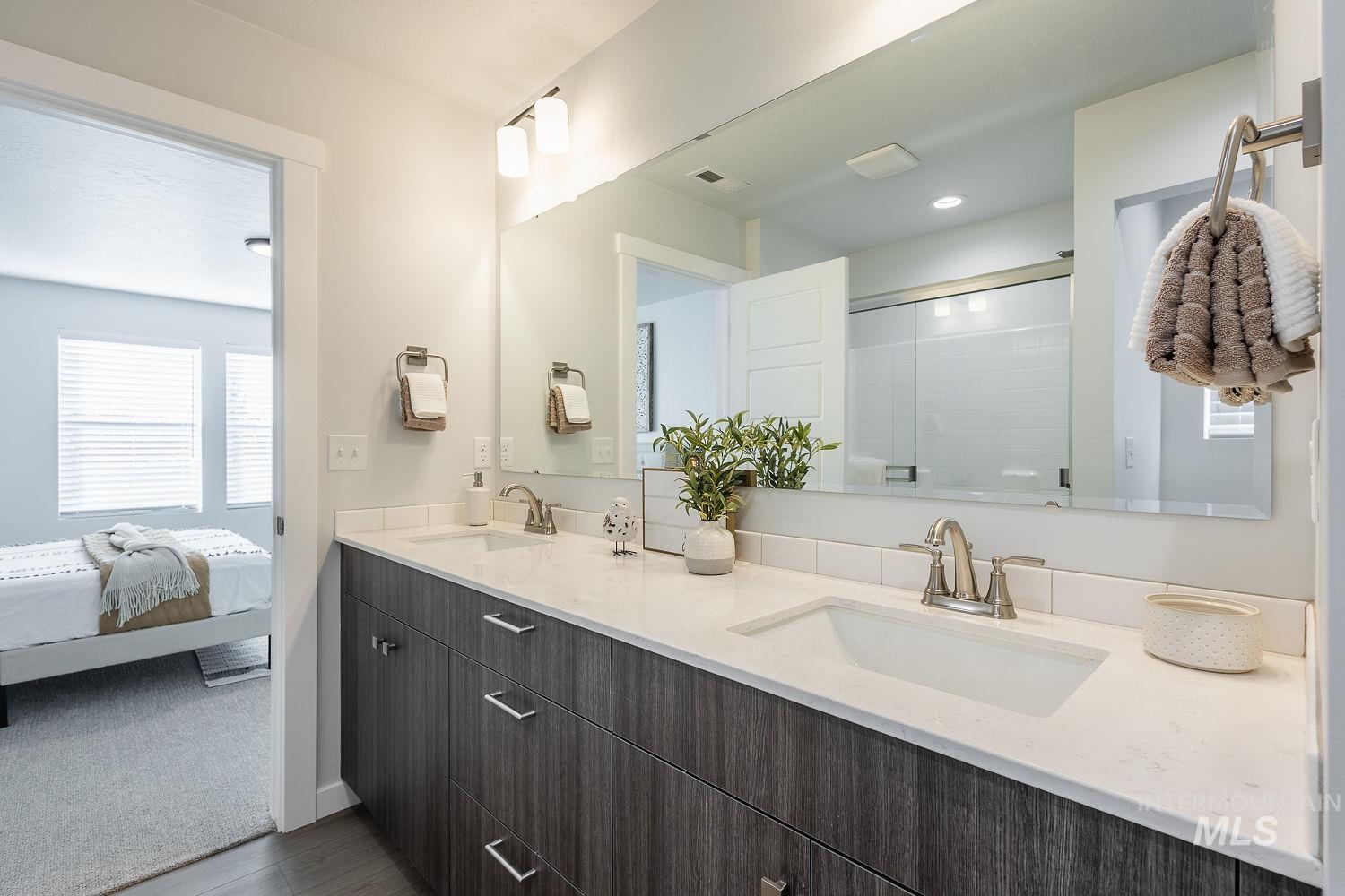 6189 W Karpathos St, Meridian, Idaho 83646, 4 Bedrooms, 2 Bathrooms, Residential For Sale, Price $515,000,MLS 98975151