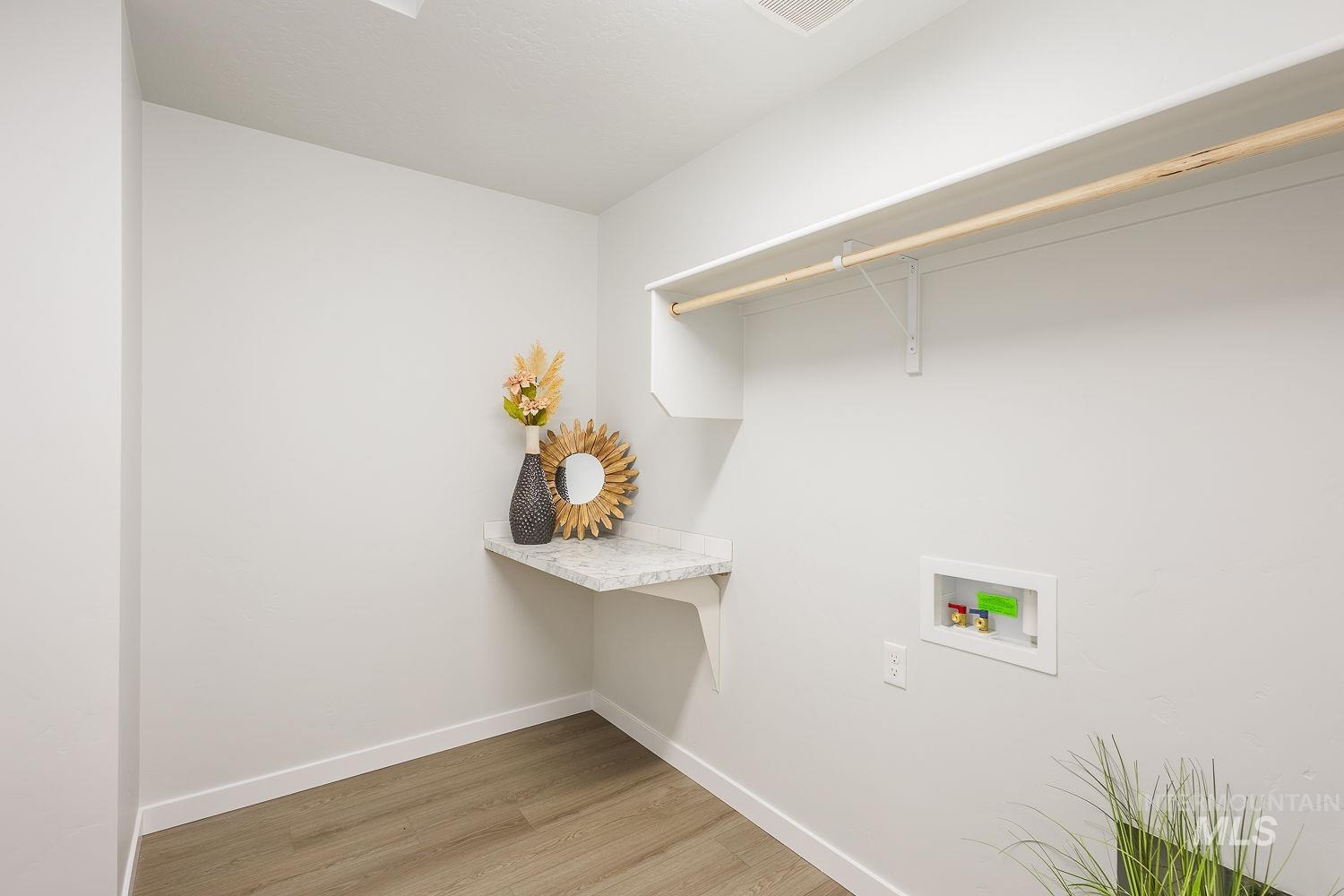 6189 W Karpathos St, Meridian, Idaho 83646, 4 Bedrooms, 2 Bathrooms, Residential For Sale, Price $515,000,MLS 98975151