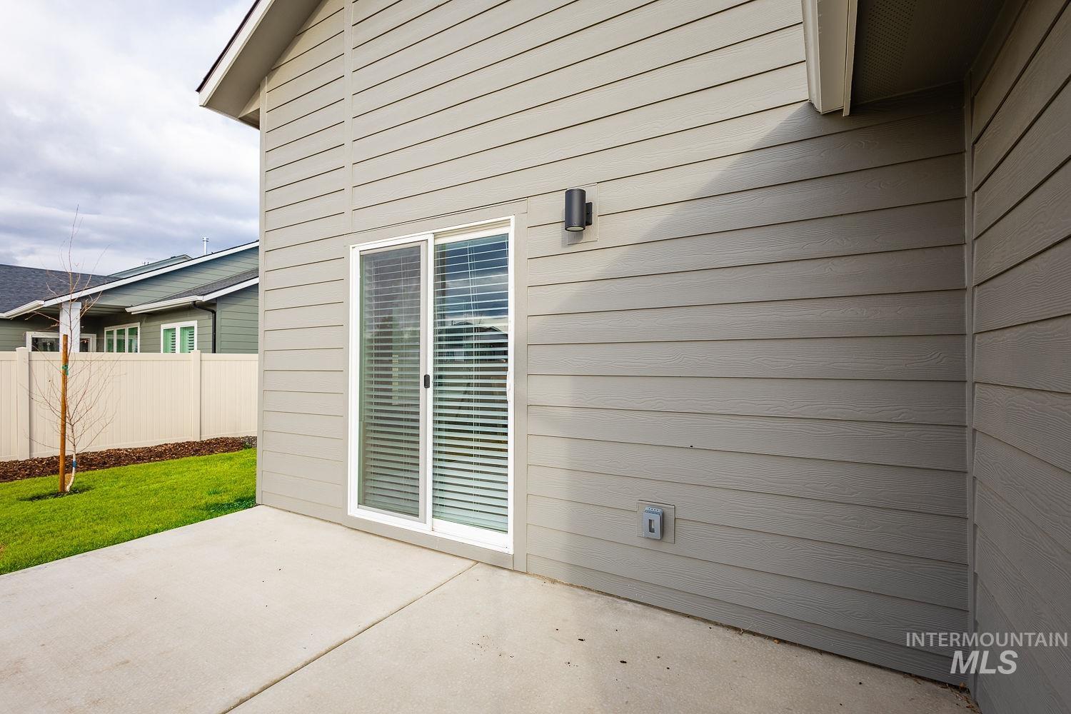 6189 W Karpathos St, Meridian, Idaho 83646, 4 Bedrooms, 2 Bathrooms, Residential For Sale, Price $515,000,MLS 98975151