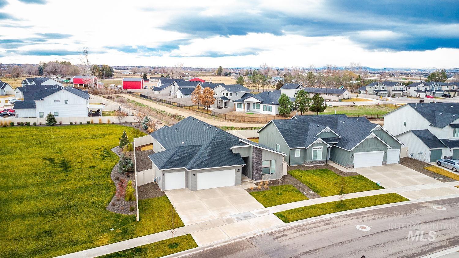 6189 W Karpathos St, Meridian, Idaho 83646, 4 Bedrooms, 2 Bathrooms, Residential For Sale, Price $515,000,MLS 98975151