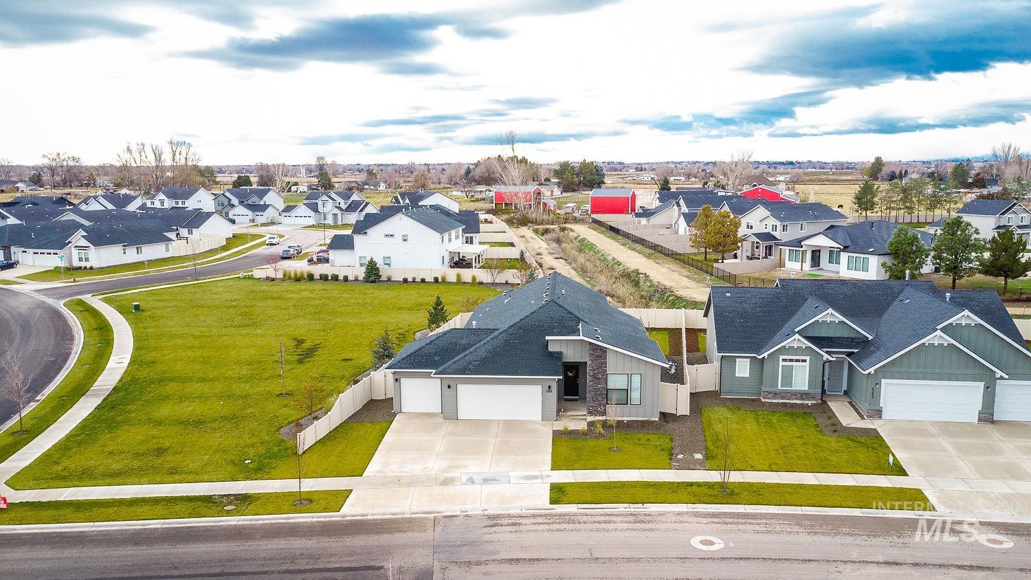 6189 W Karpathos St, Meridian, Idaho 83646, 4 Bedrooms, 2 Bathrooms, Residential For Sale, Price $515,000,MLS 98975151