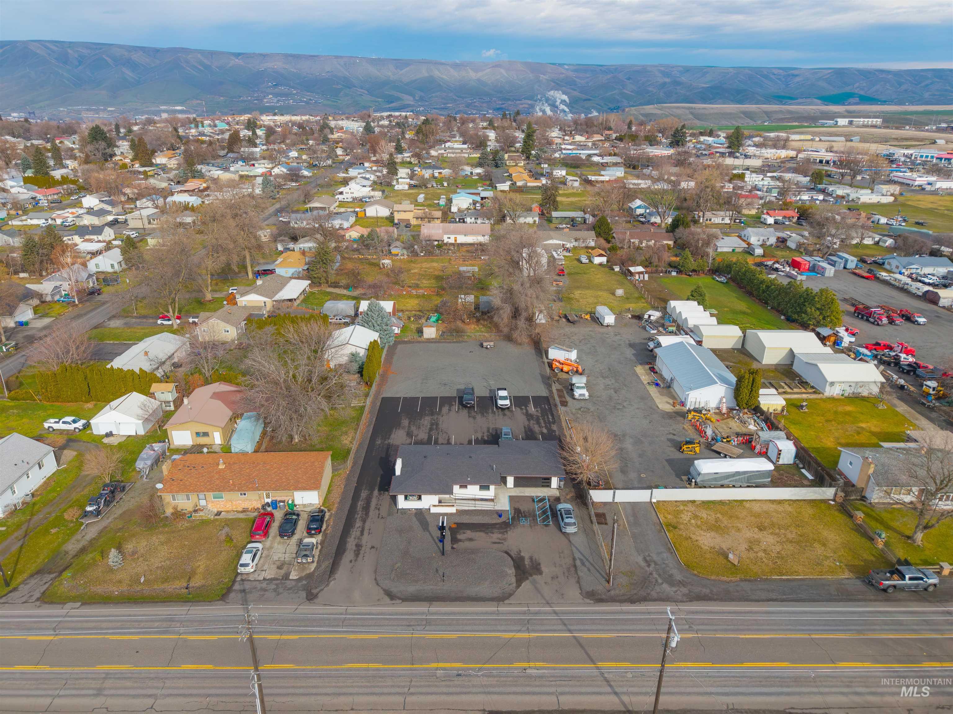 909 Bryden Avenue, Lewiston, Idaho 83501, Business/Commercial For Sale, Price $689,000,MLS 98975152
