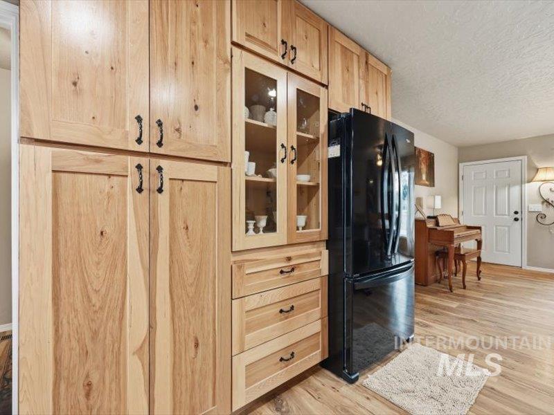 424 Lindenwood, Nampa, Idaho 83686, 2 Bedrooms, 2 Bathrooms, Residential For Sale, Price $444,900,MLS 98975154