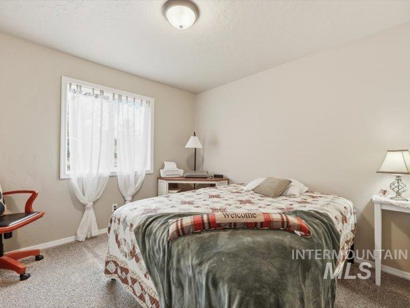 424 Lindenwood, Nampa, Idaho 83686, 2 Bedrooms, 2 Bathrooms, Residential For Sale, Price $444,900,MLS 98975154