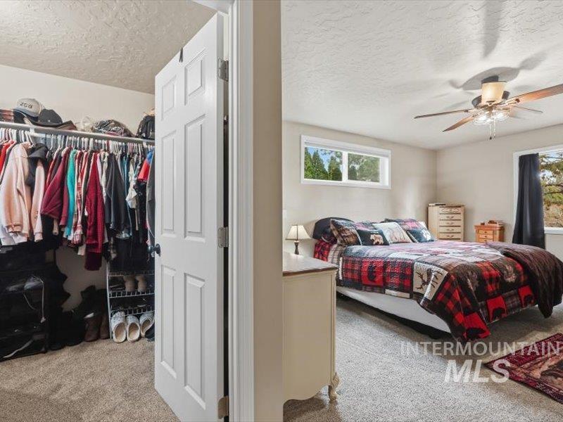 424 Lindenwood, Nampa, Idaho 83686, 2 Bedrooms, 2 Bathrooms, Residential For Sale, Price $444,900,MLS 98975154