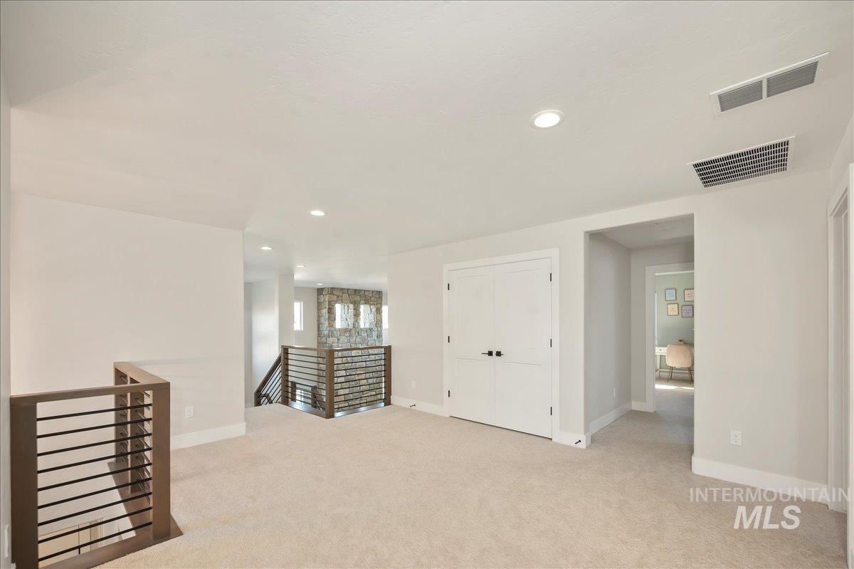 14050 N Rainy Place, Boise, Idaho 83714, 5 Bedrooms, 4 Bathrooms, Residential For Sale, Price $1,050,000,MLS 98975159