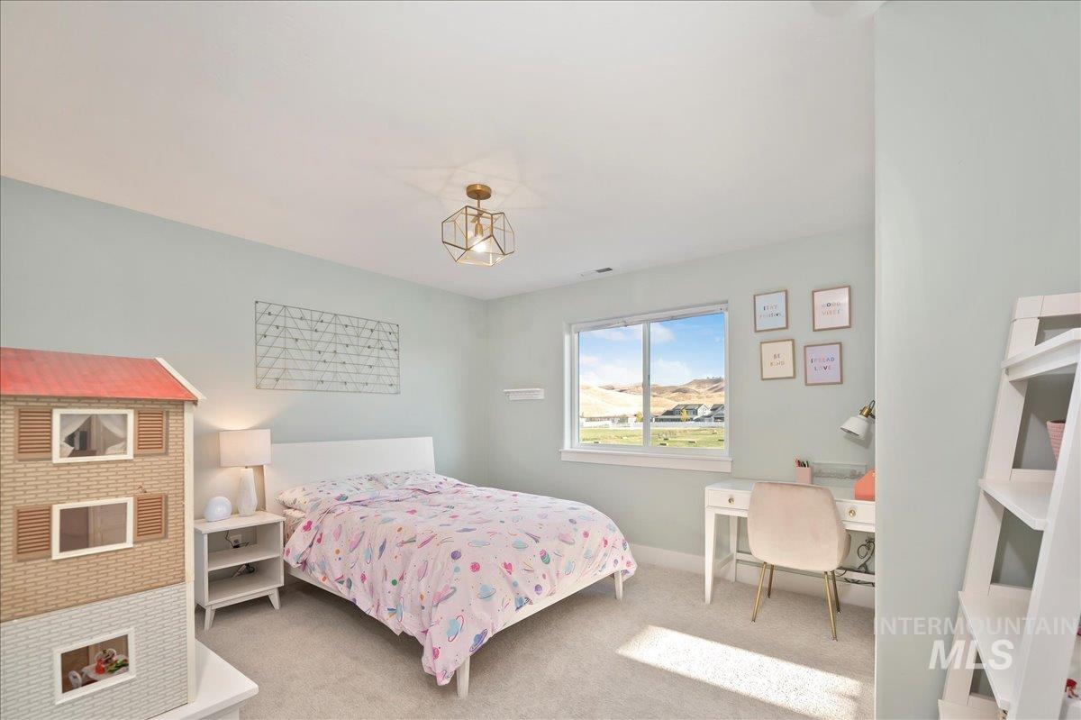 14050 N Rainy Place, Boise, Idaho 83714, 5 Bedrooms, 4 Bathrooms, Residential For Sale, Price $1,050,000,MLS 98975159