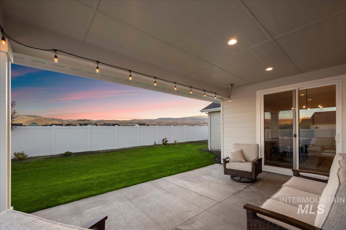 14050 N Rainy Place, Boise, Idaho 83714, 5 Bedrooms, 4 Bathrooms, Residential For Sale, Price $1,050,000,MLS 98975159