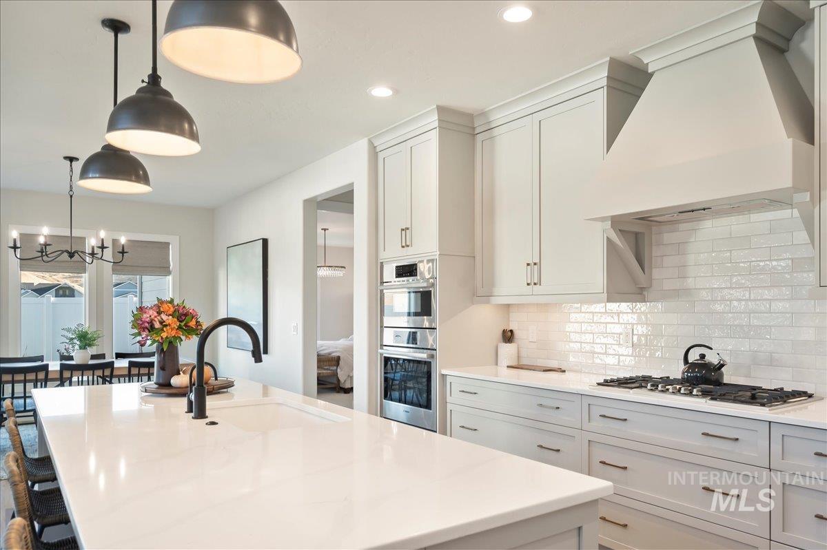 14050 N Rainy Place, Boise, Idaho 83714, 5 Bedrooms, 4 Bathrooms, Residential For Sale, Price $1,050,000,MLS 98975159