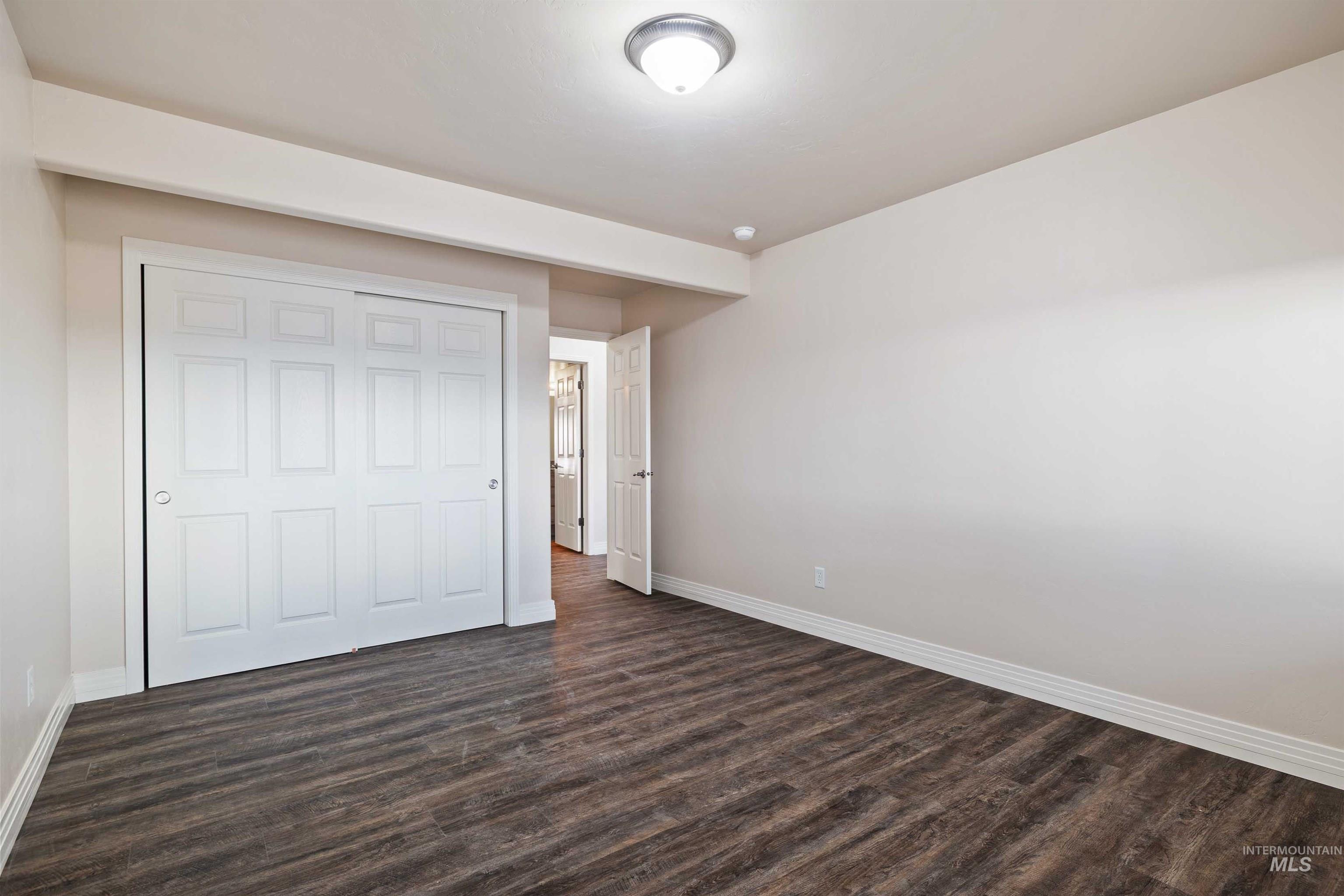 302 S 700 E, Jerome, Idaho 83338, 6 Bedrooms, 3 Bathrooms, Residential For Sale, Price $700,000,MLS 98975160