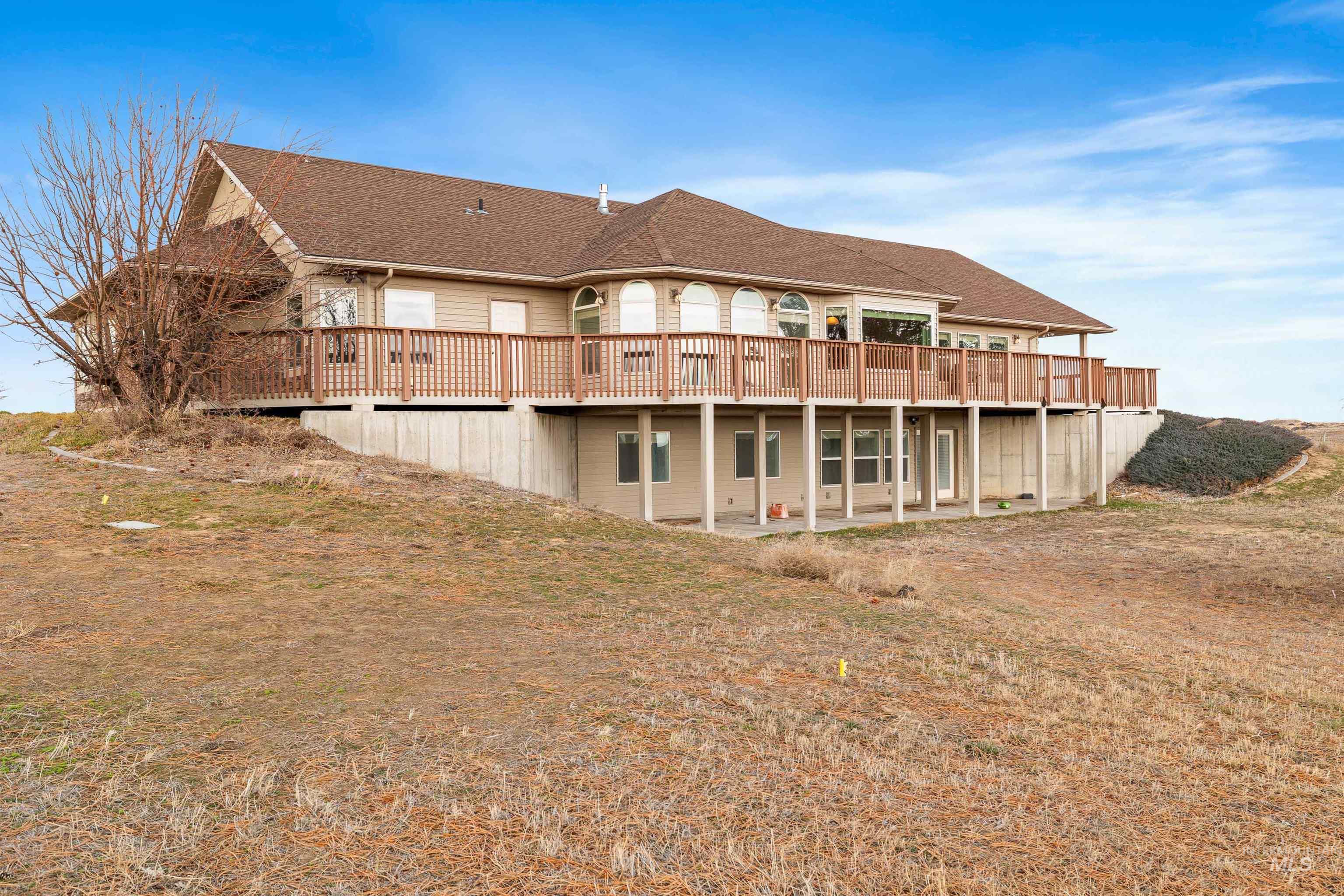 302 S 700 E, Jerome, Idaho 83338, 6 Bedrooms, 3 Bathrooms, Residential For Sale, Price $700,000,MLS 98975160