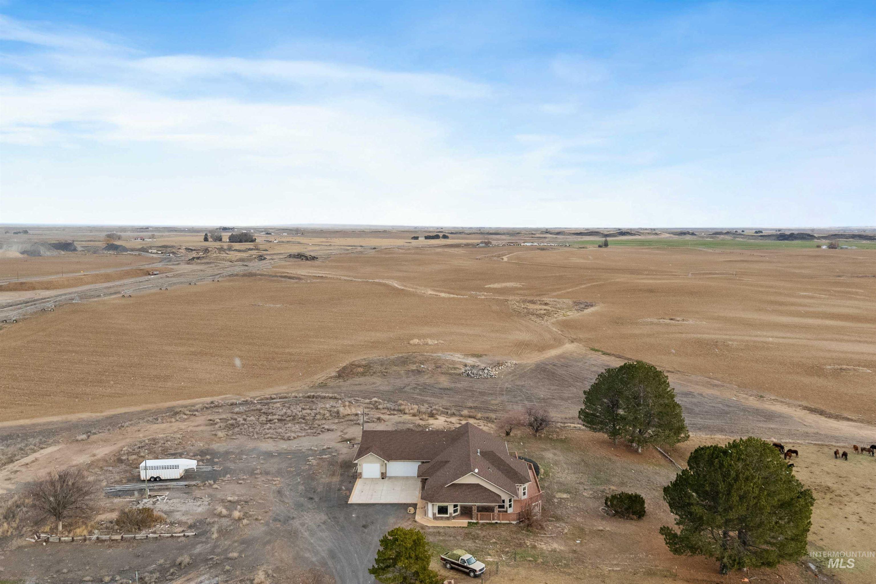 302 S 700 E, Jerome, Idaho 83338, 6 Bedrooms, 3 Bathrooms, Residential For Sale, Price $700,000,MLS 98975160