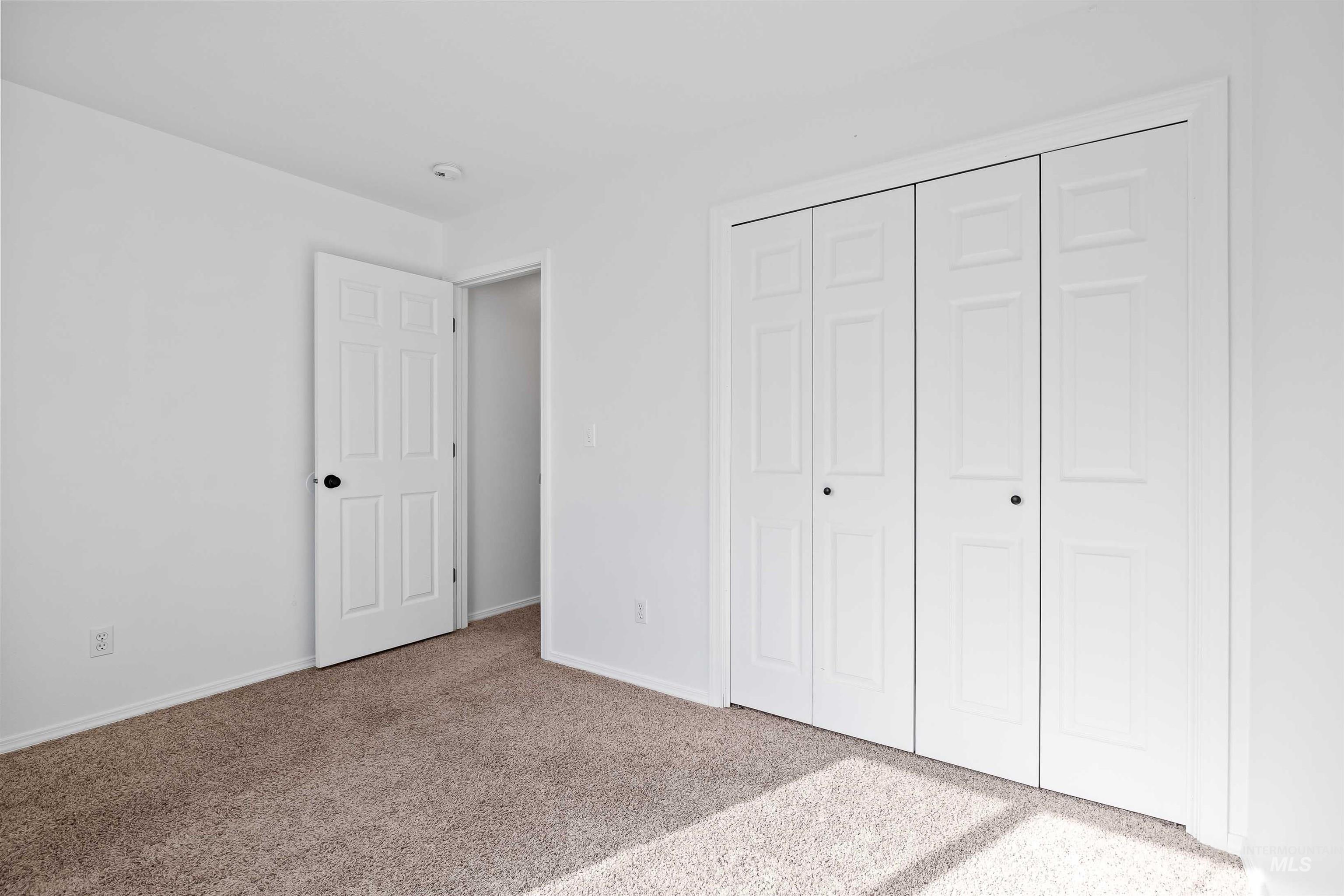 548 Clover Avenue, Twin Falls, Idaho 83301, 3 Bedrooms, 2 Bathrooms, Residential For Sale, Price $324,850,MLS 98975161