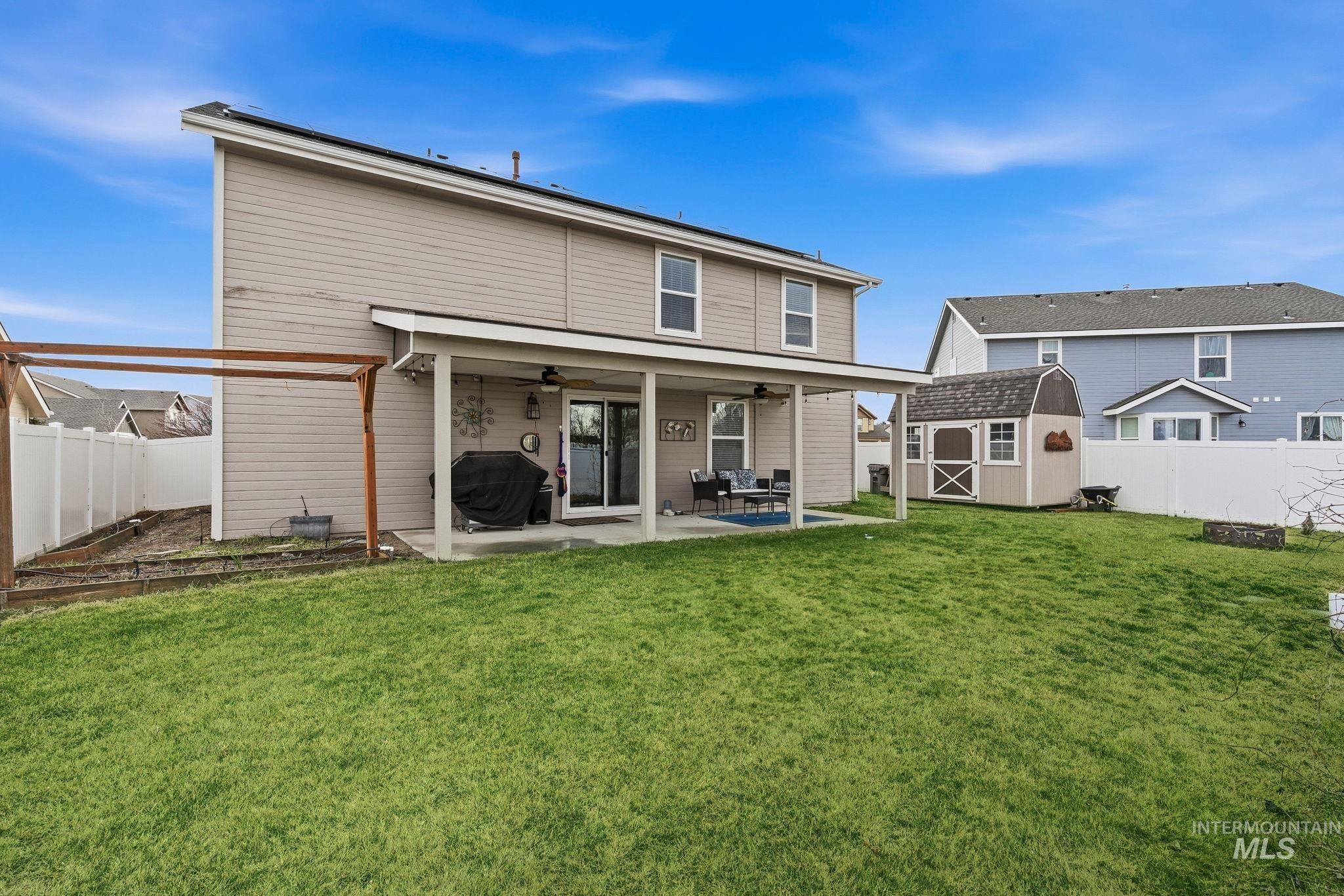 19097 Emily Ave., Caldwell, Idaho 83605, 5 Bedrooms, 2.5 Bathrooms, Residential For Sale, Price $470,000,MLS 98975162