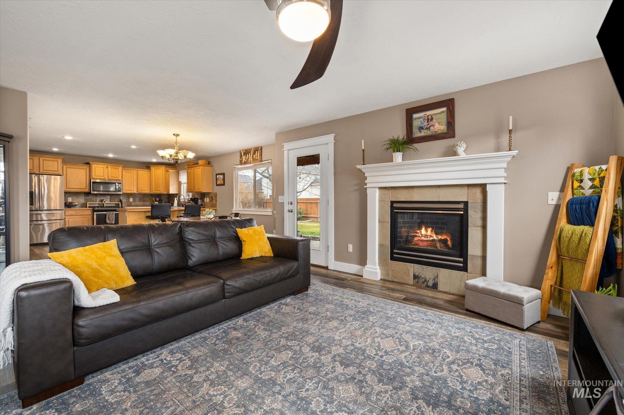 10960 W Rose Lake St, Star, Idaho 83669, 3 Bedrooms, 2.5 Bathrooms, Residential For Sale, Price $474,800,MLS 98975165