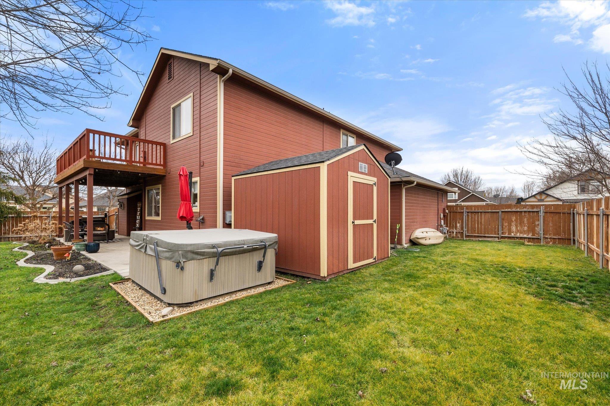 10960 W Rose Lake St, Star, Idaho 83669, 3 Bedrooms, 2.5 Bathrooms, Residential For Sale, Price $474,800,MLS 98975165