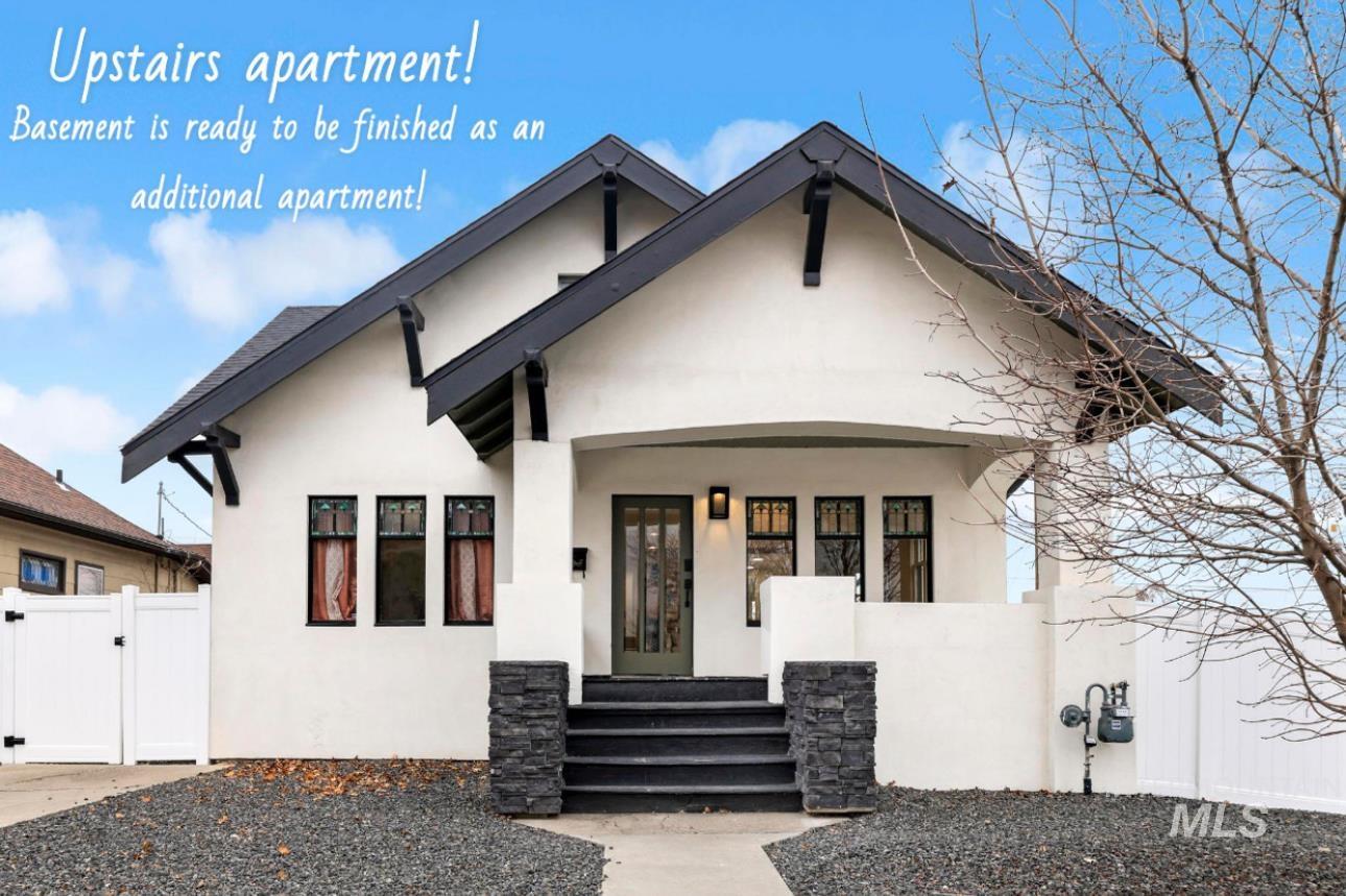 661 2nd Ave N, Twin Falls, Idaho 83301-5745, 4 Bedrooms, Business/Commercial For Sale, Price $498,000, 98975166