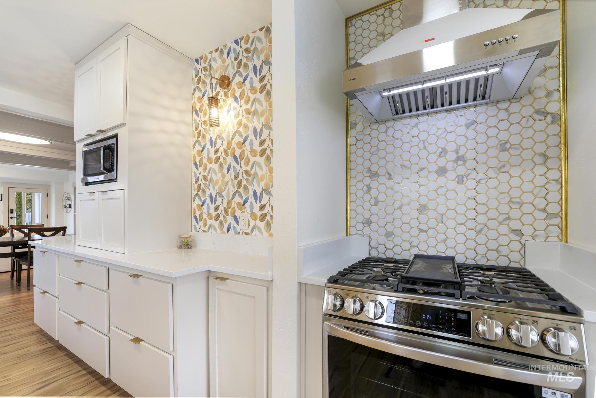 661 2nd Ave N, Twin Falls, Idaho 83301-5745, 4 Bedrooms, Business/Commercial For Sale, Price $538,000,MLS 98975166