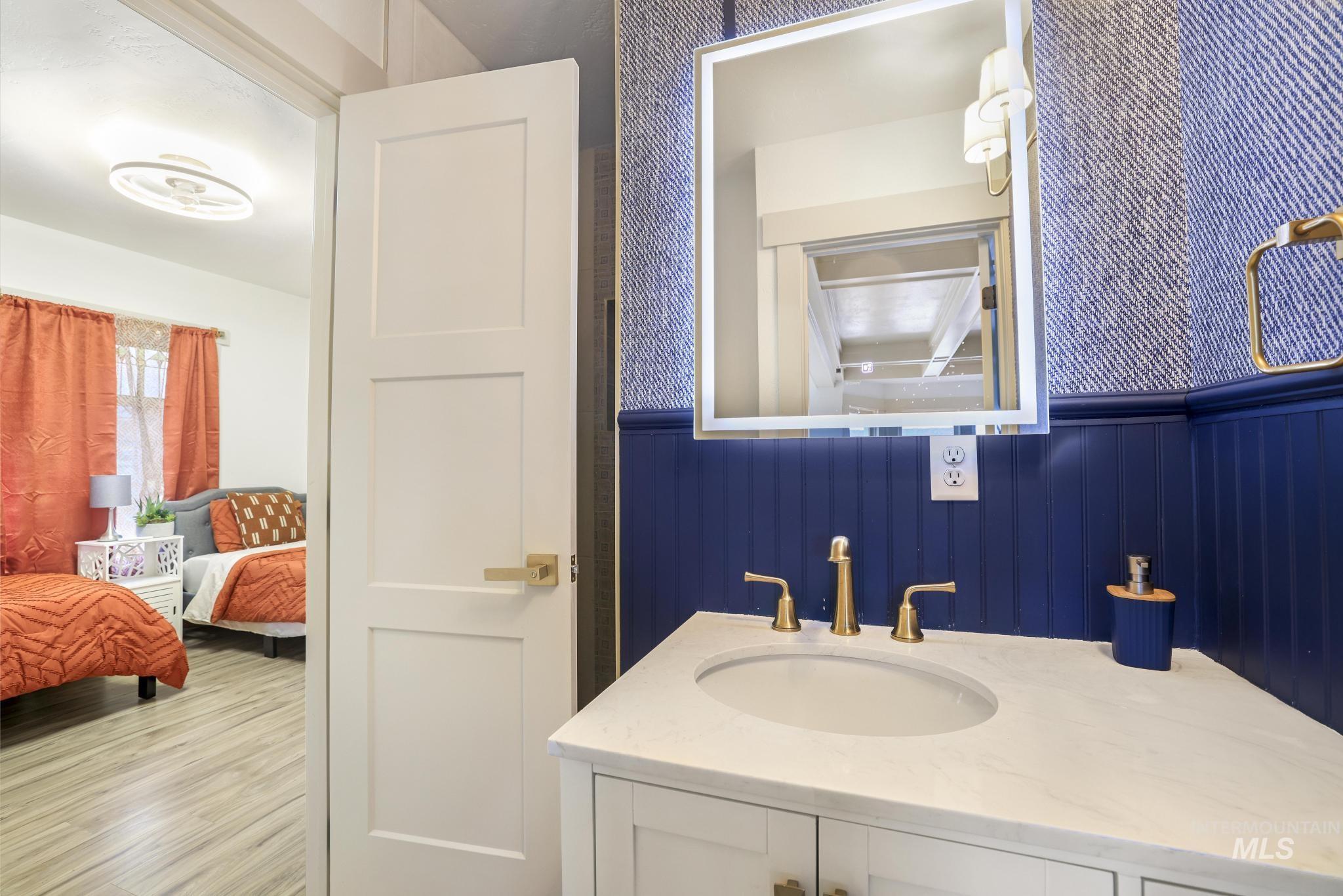 661 2nd Ave N, Twin Falls, Idaho 83301-5745, 4 Bedrooms, Business/Commercial For Sale, Price $538,000,MLS 98975166