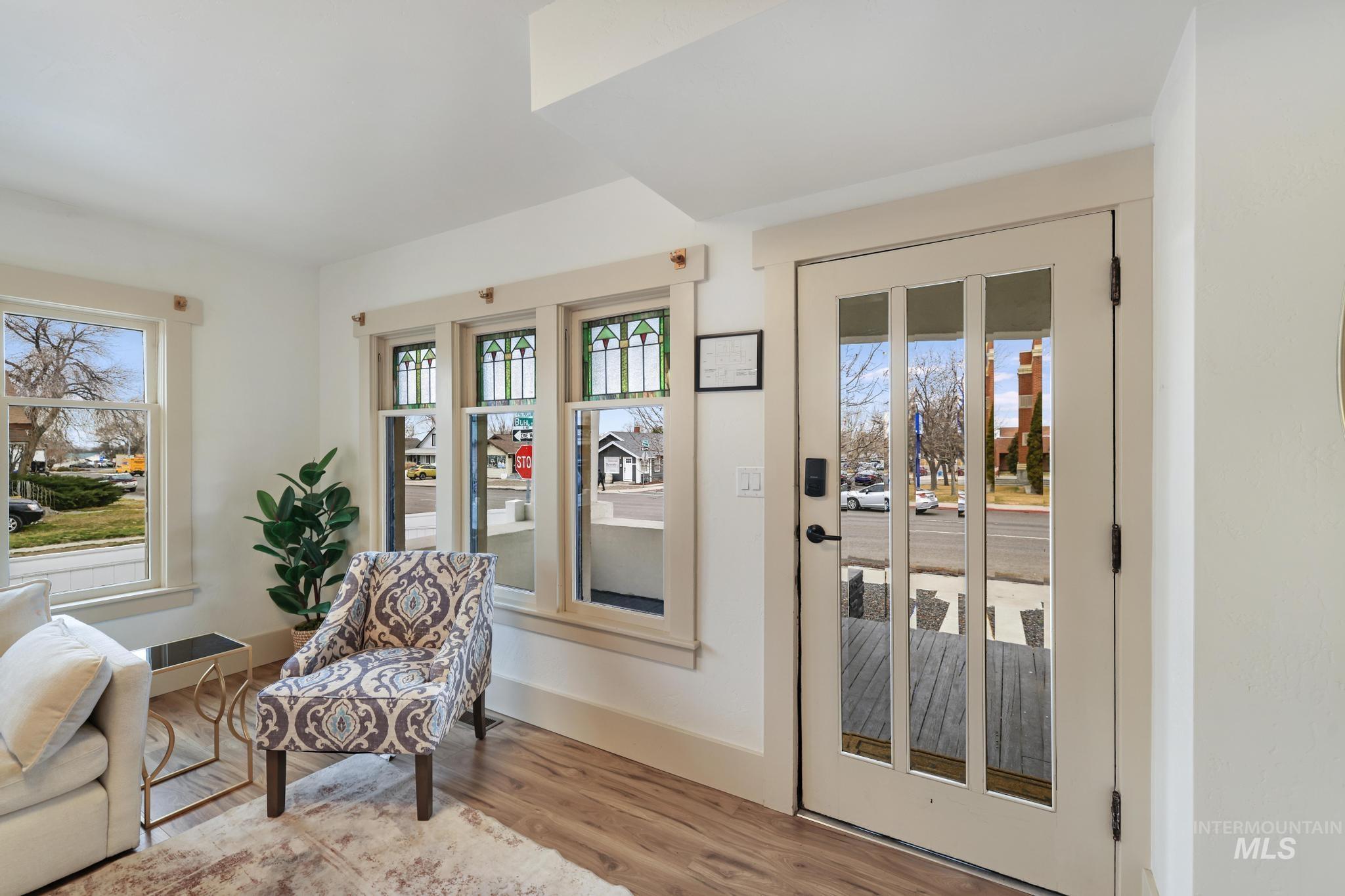 661 2nd Ave N, Twin Falls, Idaho 83301-5745, 4 Bedrooms, Business/Commercial For Sale, Price $538,000,MLS 98975166