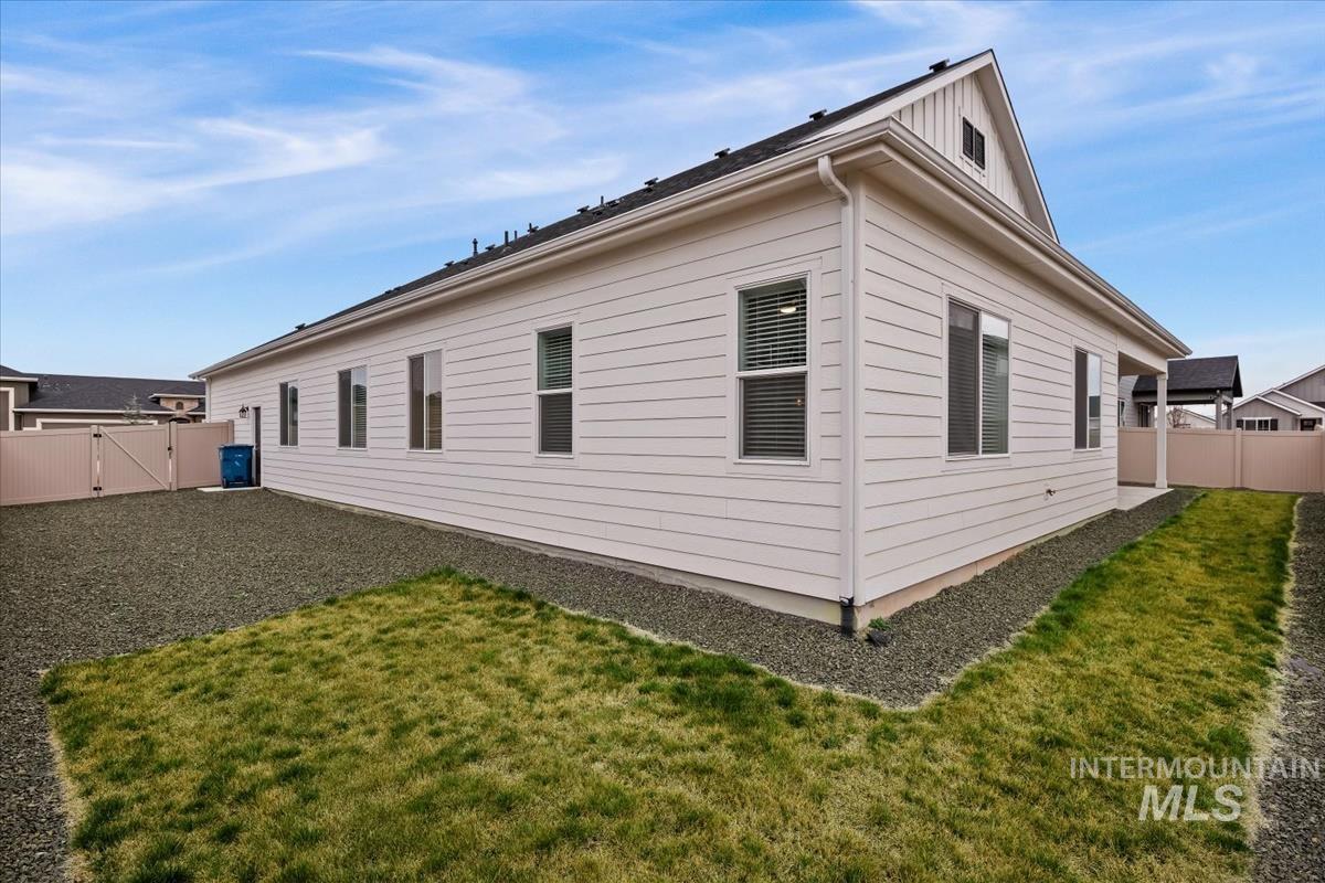 8807 E Snow Drop St, Nampa, Idaho 83687, 3 Bedrooms, 3.5 Bathrooms, Residential For Sale, Price $759,900,MLS 98975167